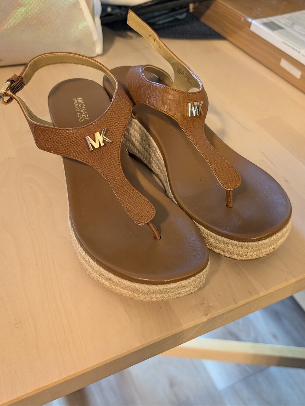 NWOT Women's Laney Thong Espadrille Sandals